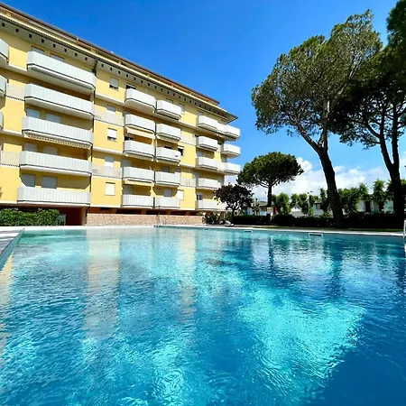 Nice And Cozy Apartment With Pool - Beahost * Porto Santa Margherita di Caorle